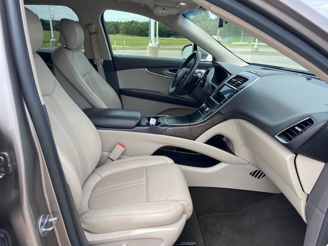 Used 2019 Lincoln Nautilus Reserve w/ Ultimate Package FWD image 14