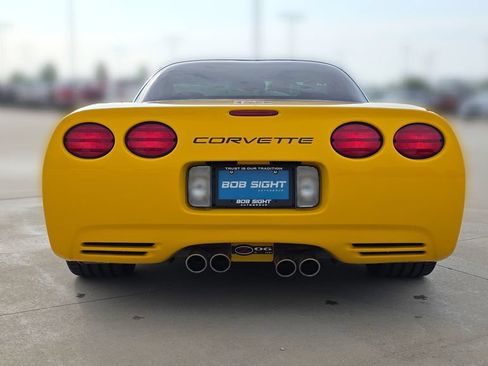 Used 2003 Chevrolet Corvette Z06 w/ Memory Package, 3 Drivers RWD image 4