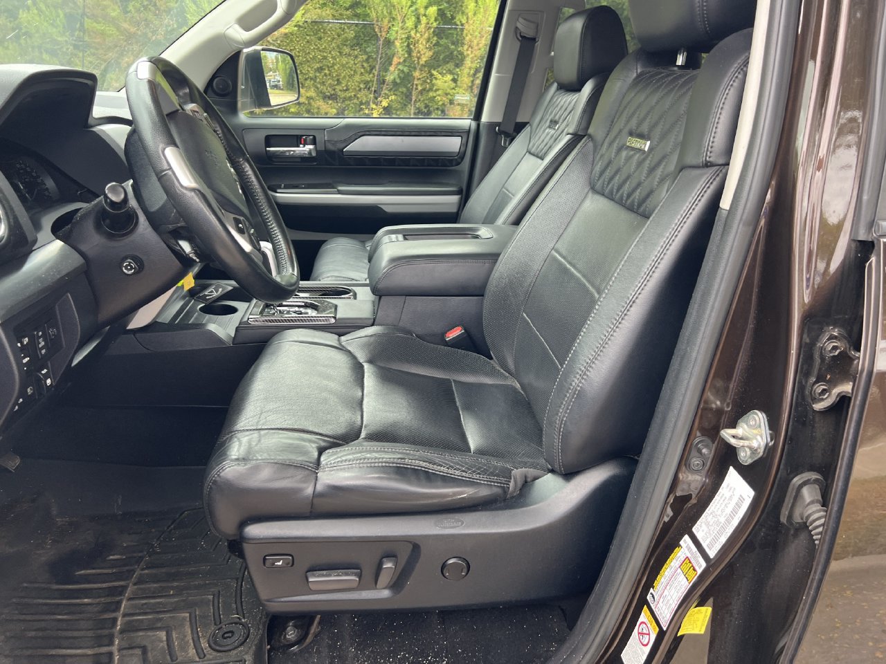 Used 2018 Toyota Tundra Platinum AWD/4WD image 7