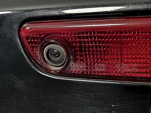 Used 2017 Chrysler 300 Limited w/ Value Package image 31