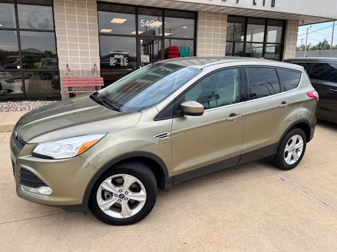Used 2013 Ford Escape SE AWD/4WD image 2