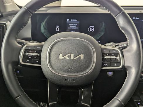 Used 2024 Kia Sorento S FWD image 18