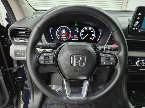 Used 2023 Honda Pilot EX-L image 25