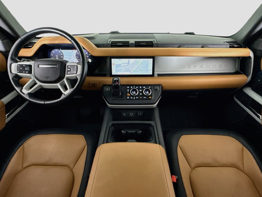 Used 2023 Land Rover Defender 110 X-Dynamic SE AWD/4WD image 9