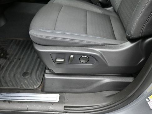 Used 2026 GMC Sierra 1500 SLE w/ Preferred Package image 10