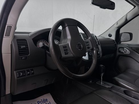 Used 2021 Nissan Frontier PRO-4X w/ Pro-4x Utility Package AWD/4WD image 9