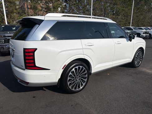 Used 2026 Hyundai Palisade Calligraphy AWD/4WD image 10