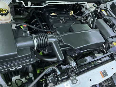 Used 2017 Chevrolet Colorado W/T RWD image 25