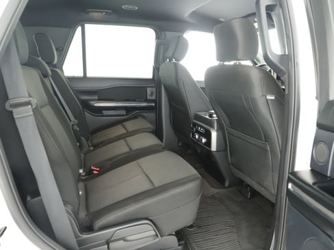 Used 2018 Ford Expedition XLT w/ Cargo Package RWD image 21