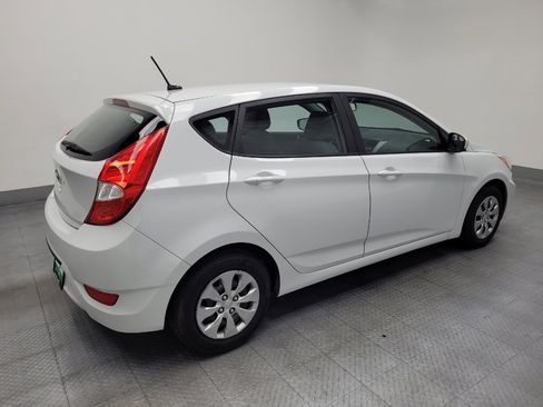 Used 2017 Hyundai Accent SE image 10
