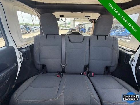 Used 2024 Jeep Wrangler Unlimited Sport AWD/4WD image 9