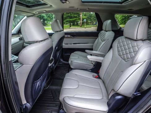Used 2022 Hyundai Palisade Limited AWD/4WD image 41