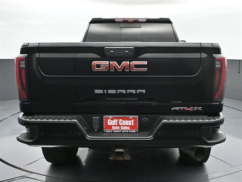 Used 2024 GMC Sierra 2500 AT4X AWD/4WD image 30