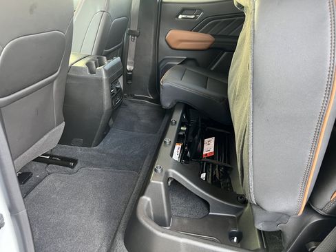 Used 2023 GMC Canyon AT4 w/ AT4 Premium Package image 16