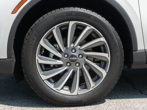 Used 2025 Lincoln Corsair Reserve FWD image 16