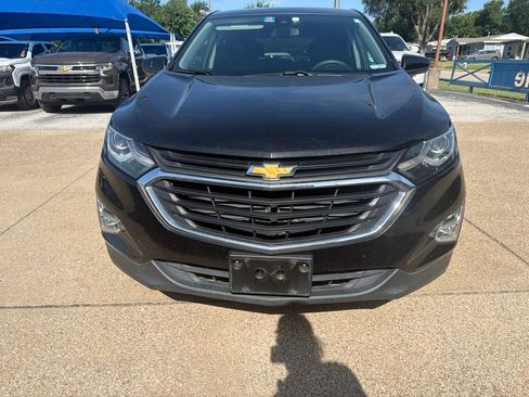 Used 2020 Chevrolet Equinox LT FWD image 2