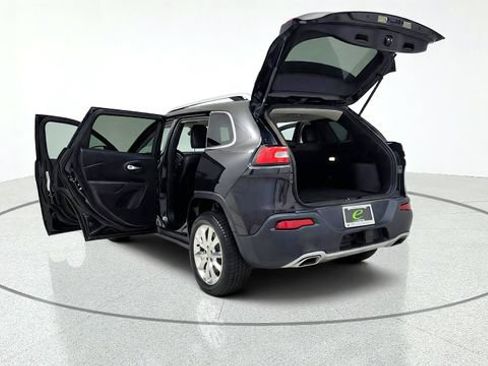 Used 2015 Jeep Cherokee Limited w/ Trailer Tow Group FWD image 16