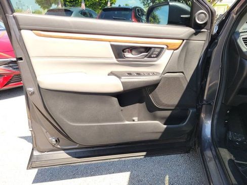 Used 2019 Honda CR-V EX-L image 17