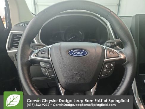 Used 2024 Ford Edge Titanium image 14