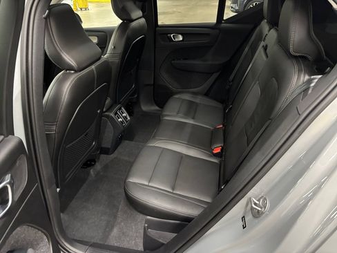 Certified 2024 Volvo XC40 B5 Plus w/ Climate Package AWD/4WD image 14