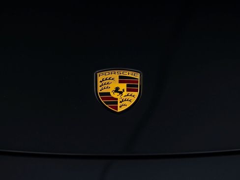 Used 2016 Porsche 911 Carrera S image 6