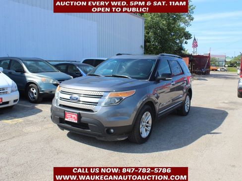 Used 2013 Ford Explorer XLT AWD/4WD image 1