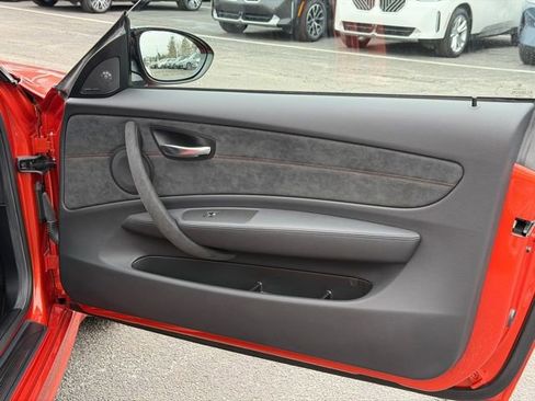 Used 2011 BMW 1 Series M image 22