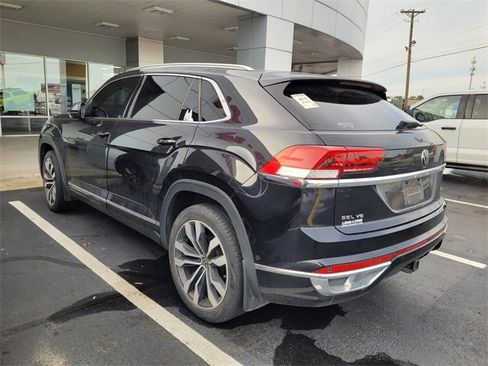 Used 2021 Volkswagen Atlas Cross Sport SEL Premium image 6