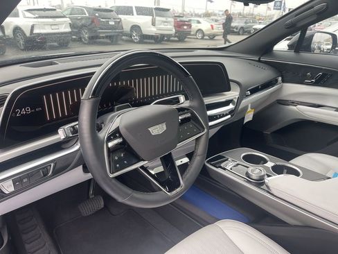 Certified 2024 Cadillac Lyriq Sport image 18