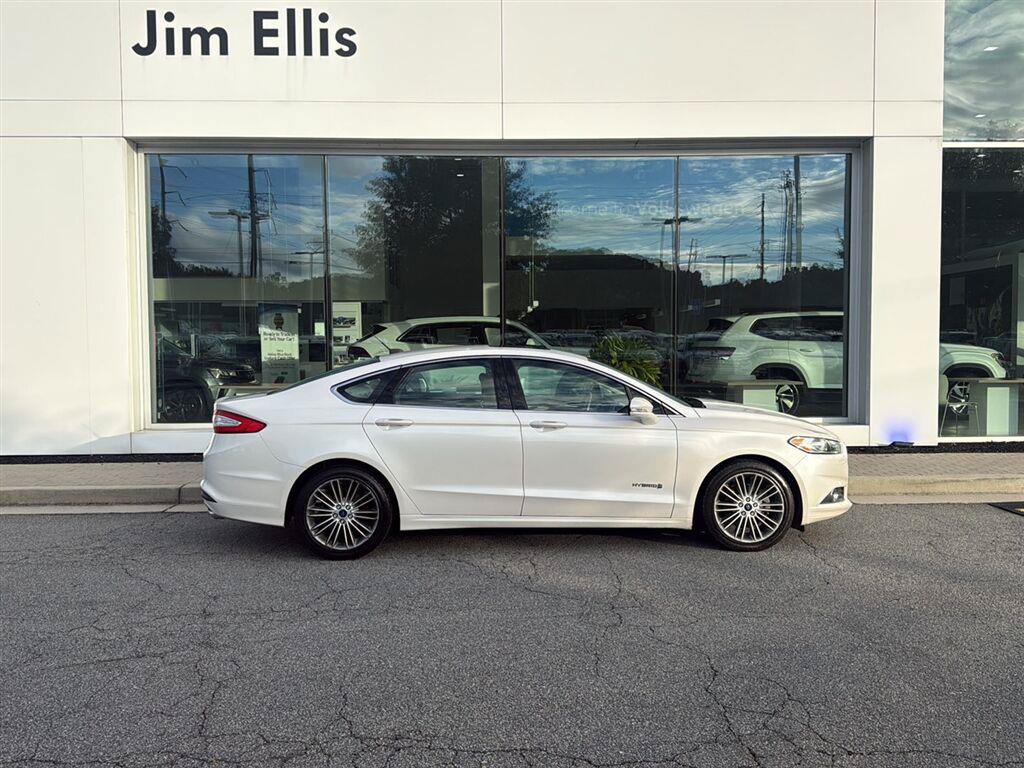 Used 2014 Ford Fusion SE w/ Equipment Group 502A FWD image 1
