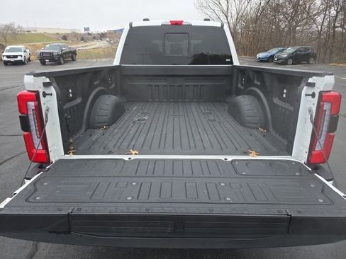 Certified 2025 Ford F250 Platinum AWD/4WD image 15