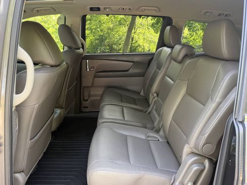 Used 2015 Honda Odyssey EX-L image 11