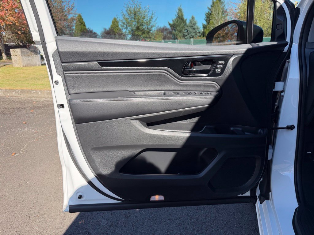Used 2021 Honda Odyssey Touring image 11
