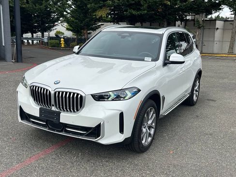 Used 2026 BMW X5 xDrive40i w/ Climate Comfort Package AWD/4WD image 3