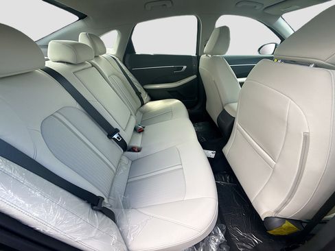 New 2026 Hyundai Sonata SEL FWD image 19
