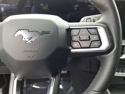 Used 2024 Ford Mustang GT Premium image 17