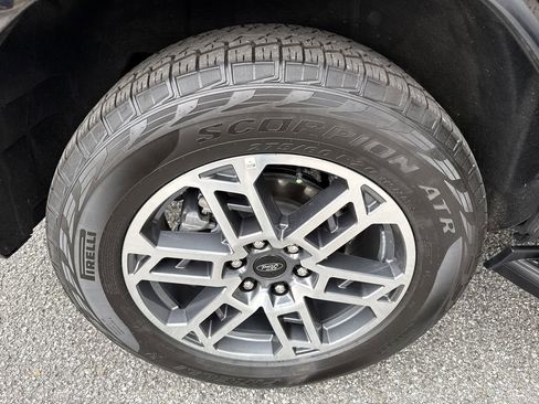 Used 2025 Ford Expedition Active image 16