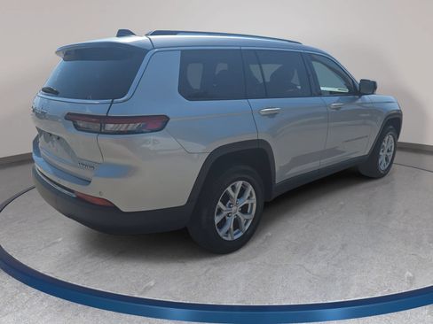 Used 2023 Jeep Grand Cherokee L Limited w/ Luxury Tech Group II AWD/4WD image 5