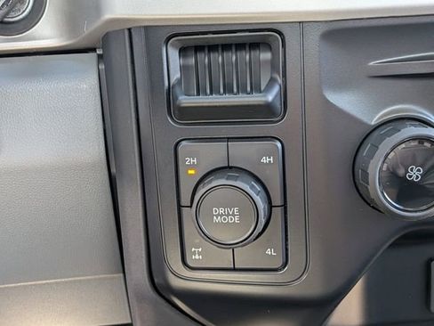 New 2026 Ford F250 XL w/ XL Chrome Package AWD/4WD image 25