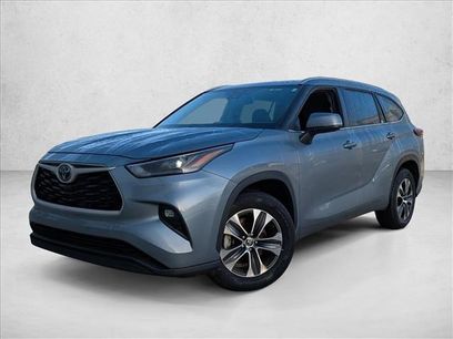 Certified 2024 Toyota Highlander XLE