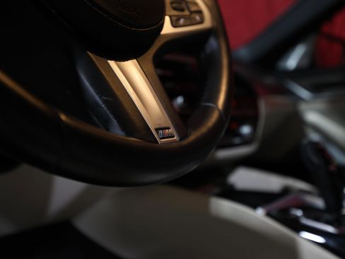 Used 2017 BMW 530i image 29