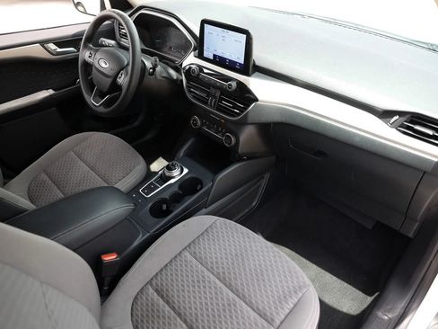 Used 2020 Ford Escape SE FWD image 23