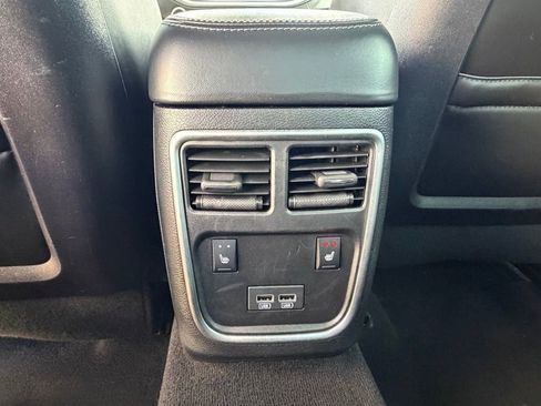 Used 2020 Dodge Charger R/T w/ Plus Group image 32