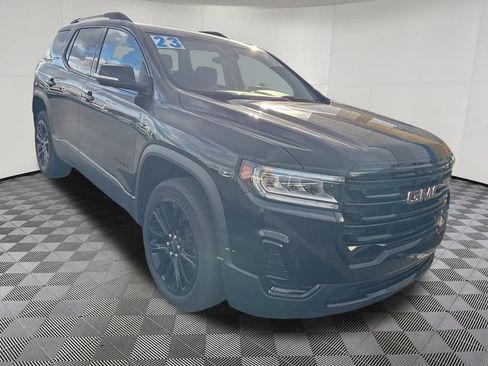 Used 2023 GMC Acadia SLE w/ Driver Convenience Package image 7