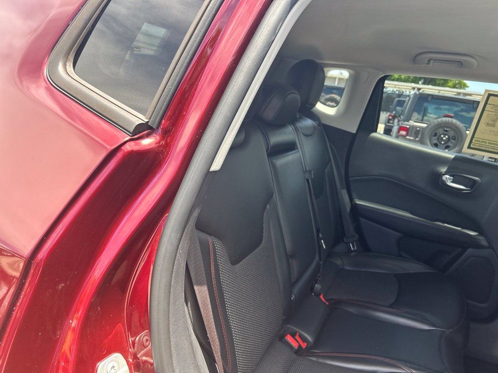 Certified 2021 Jeep Compass Trailhawk AWD/4WD image 28