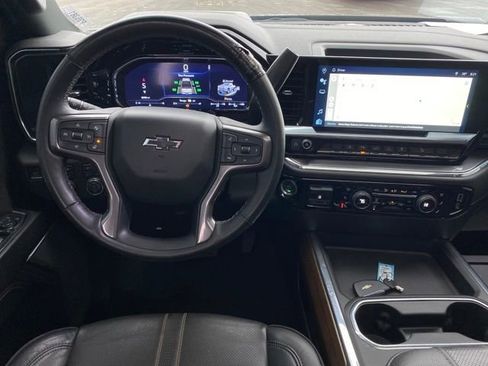 Certified 2024 Chevrolet Silverado 2500 High Country w/ Midnight Edition image 8