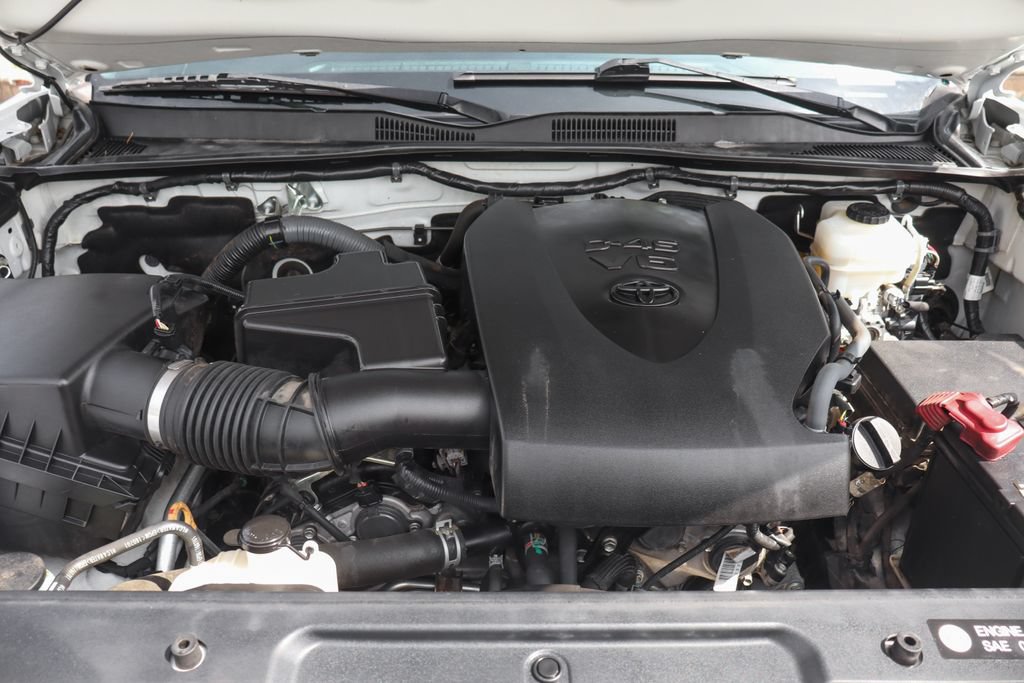 Used 2017 Toyota Tacoma TRD Pro AWD/4WD image 13