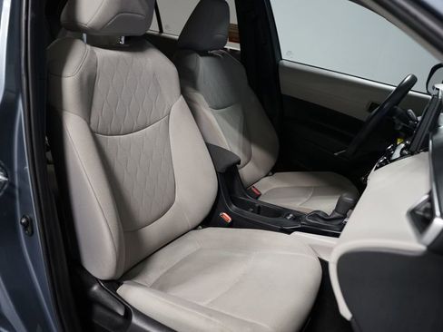 Used 2024 Toyota Corolla Cross L FWD image 24