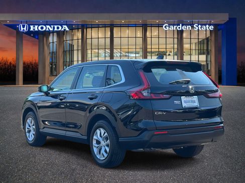 Certified 2023 Honda CR-V LX image 4