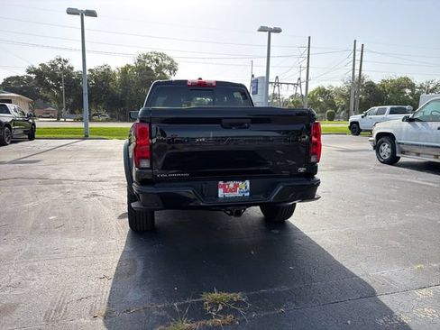 New 2026 Chevrolet Colorado Trail Boss AWD/4WD image 9